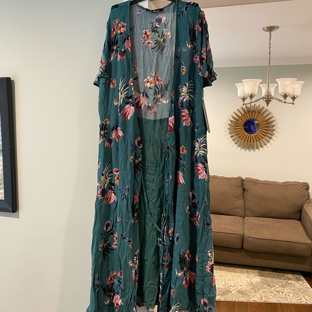 Lulu’s Dresses - Picture 7 of 10